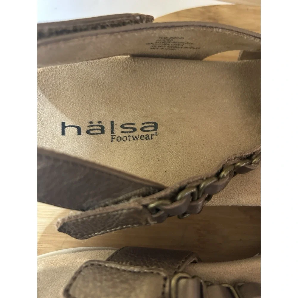 Halsa Sandals Womans‎ Bronze Sz 9.5M Ankle Strap Destiny Shoes Flats EUC